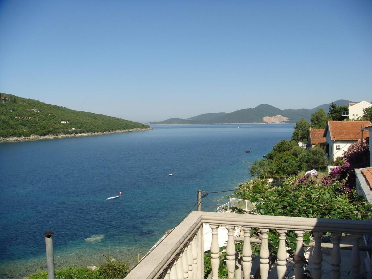 Apartments Grispolis Тиват Екстер'єр фото