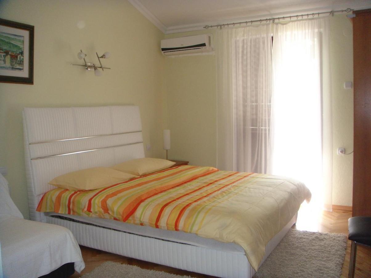 Apartments Grispolis Тиват Екстер'єр фото