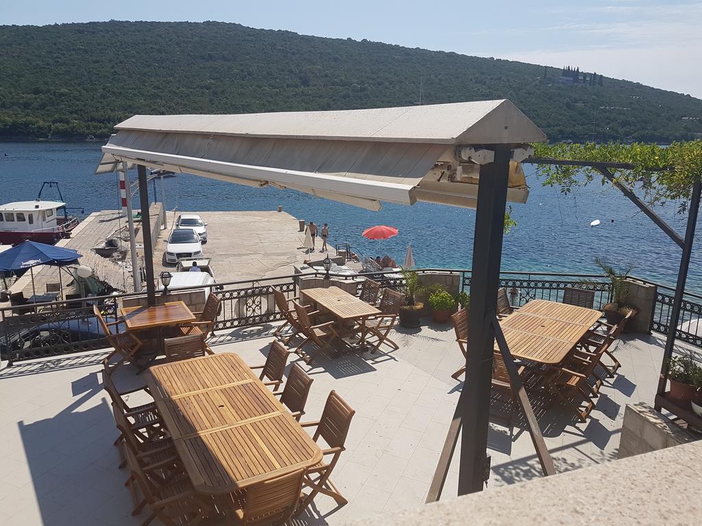 Apartments Grispolis Тиват Екстер'єр фото