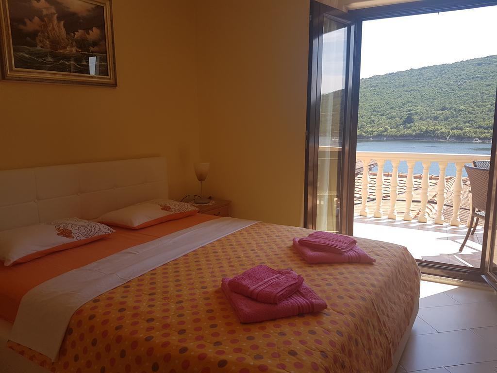 Apartments Grispolis Тиват Екстер'єр фото