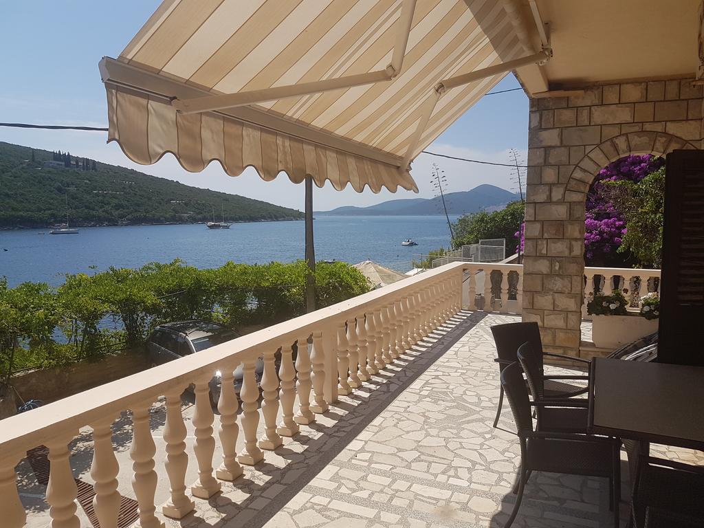 Apartments Grispolis Тиват Екстер'єр фото
